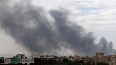 Yemen'in başkenti Sana'da patlamalar duyuldu