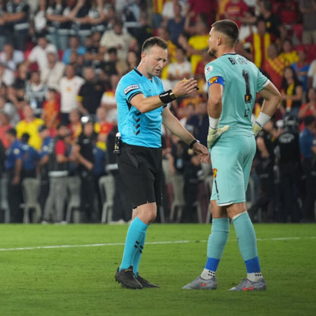 Eski hakemler yorumladı: 1 kırmızı, 1 penaltıyı atladı!