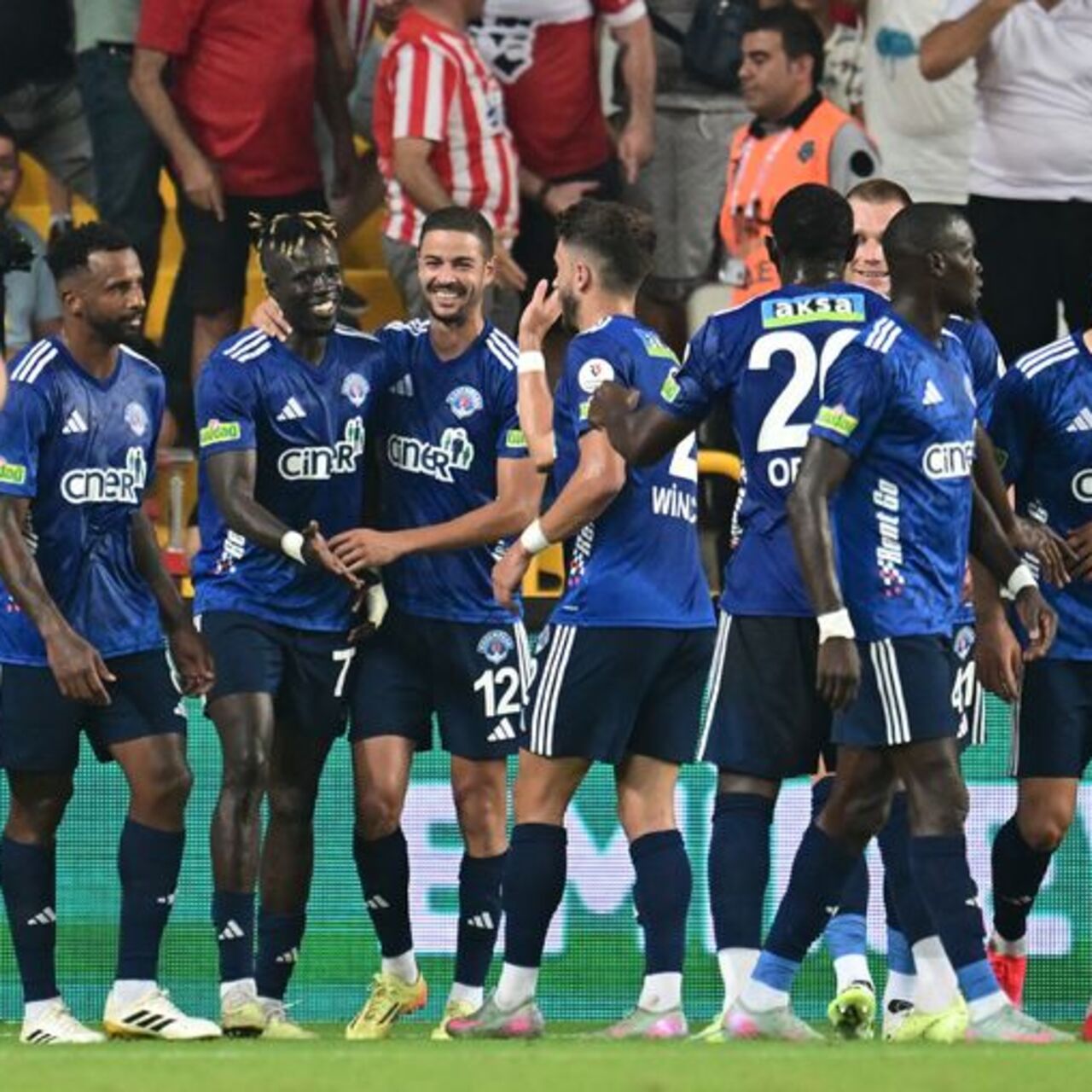 Kasımpaşa'nın konuğu Trabzonspor!