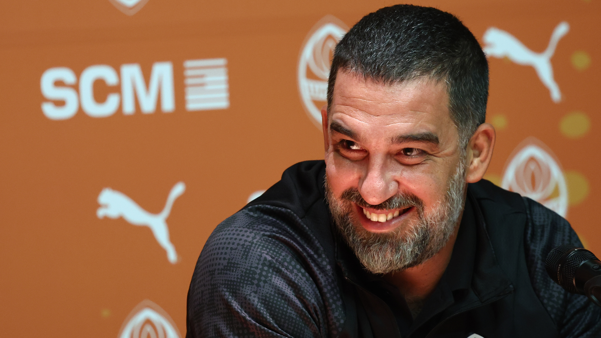 Şaşırtıcı Deplasman Zaferi: Arda Turan'ın Öğrencileri Shakhtar Donetsk'i Devirdi!