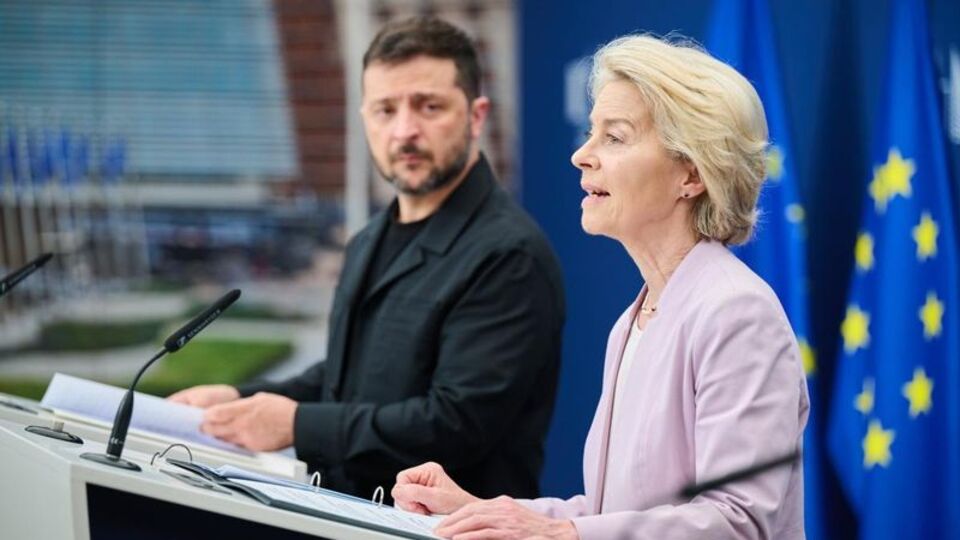 Zelenskiy: Üçlü formatta çözülmeli