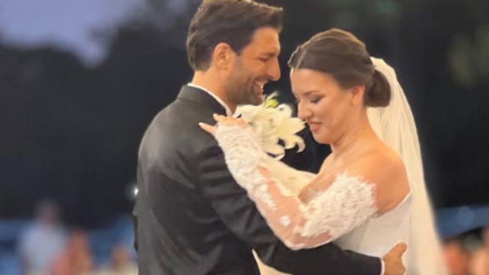 Ünlü oyuncu evlendi