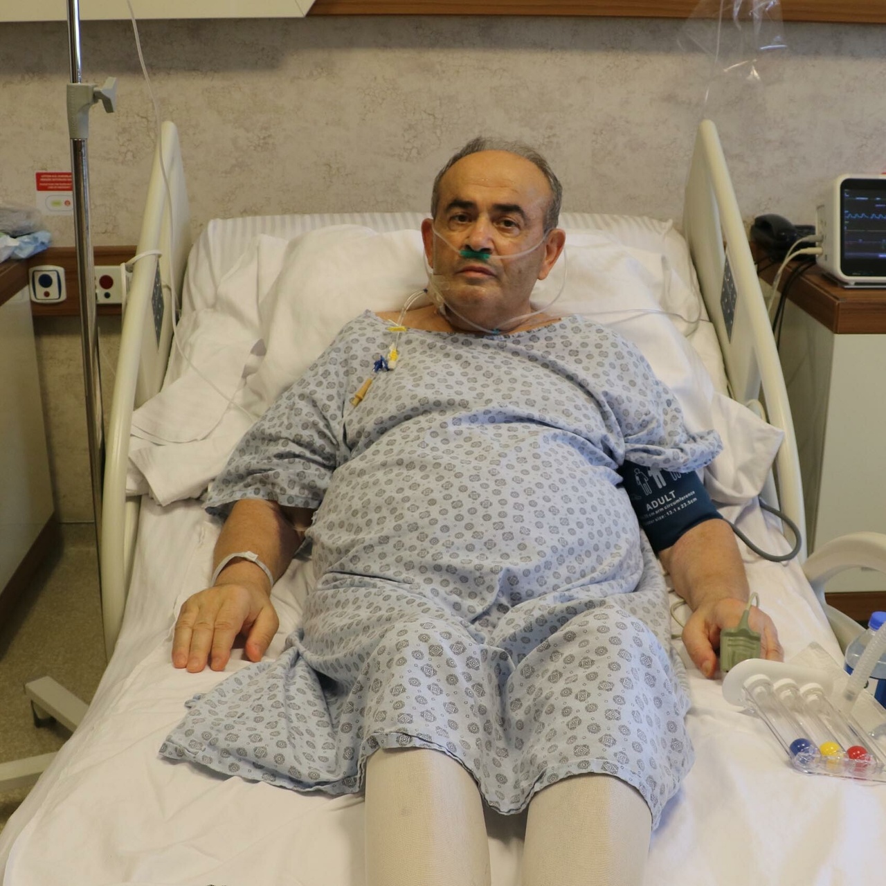 Fazla ilaç kullanımı bağırsağını deldi! Ölümden döndü
