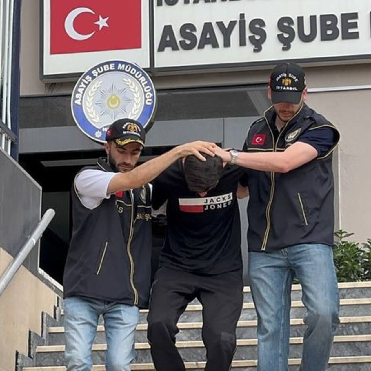 Taksici katili kan dondurdu!