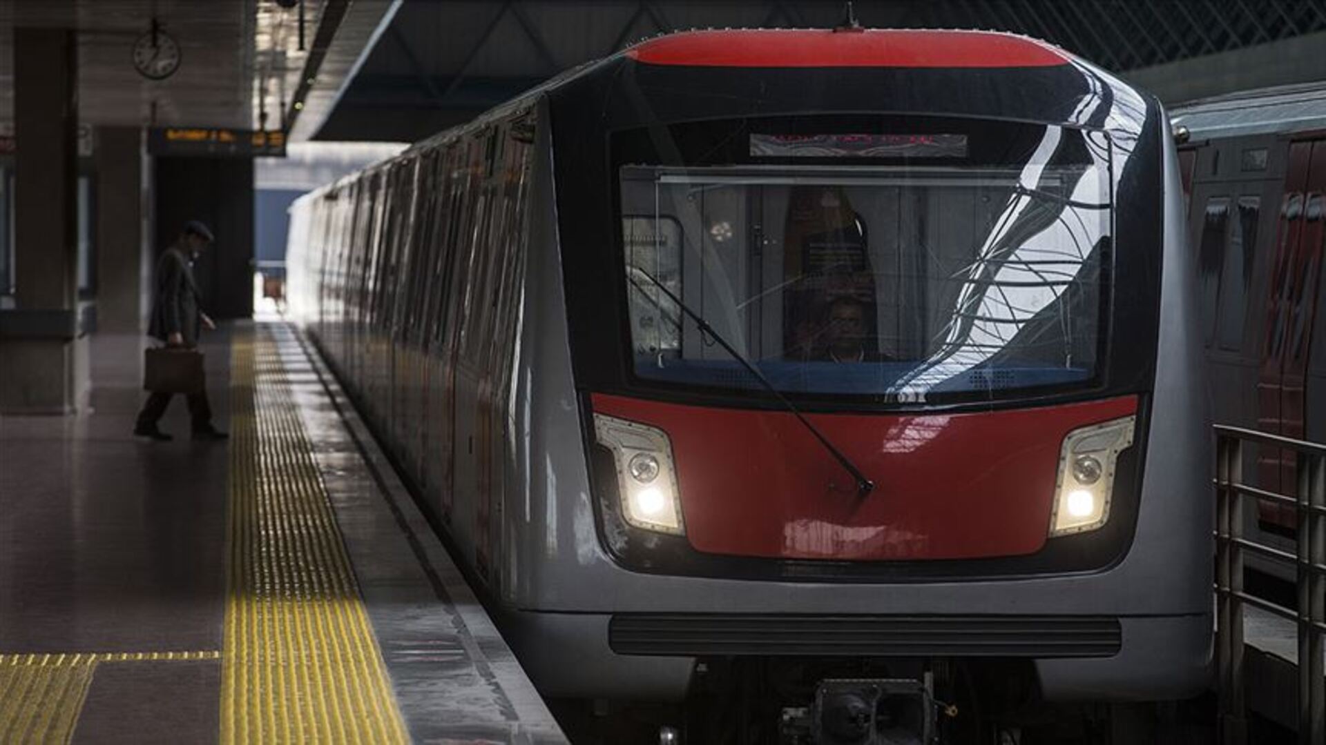 Ankara'da Metro Durakları Kapanıyor: Alternatif Ulaşım Planları ve Yeniden Açılış Tarihleri