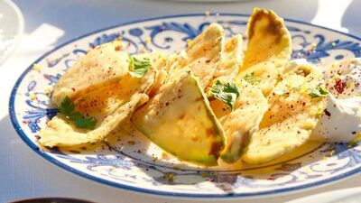 Daha çok sohbet, muhabbet belki biraz da kebap