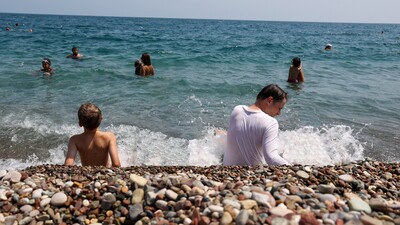 Sıcak hava ve yağmur uyarısı! Bu bölgeler dikkat