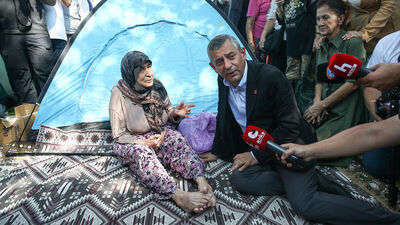 Özgür Özel: Sındırgı afet bölgesi ilan edilmeli