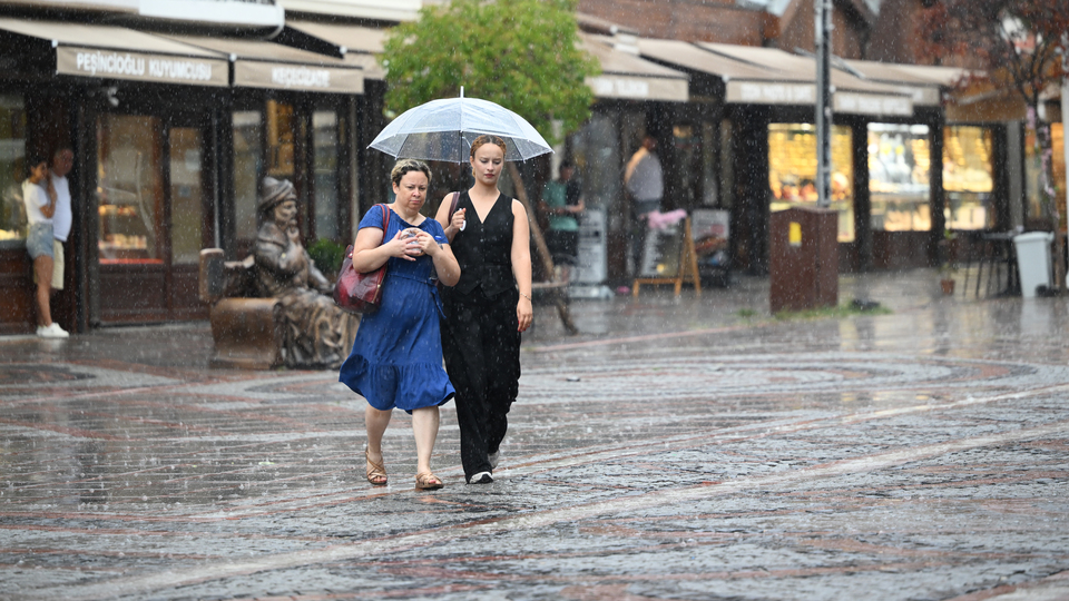 Gök gürültülü sağanak yağmur bekleniyor