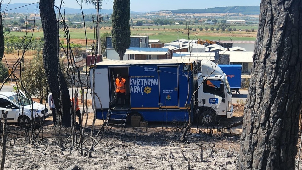 Kurtaran Araç İzmir ve Bursa yangınlarında görev aldı