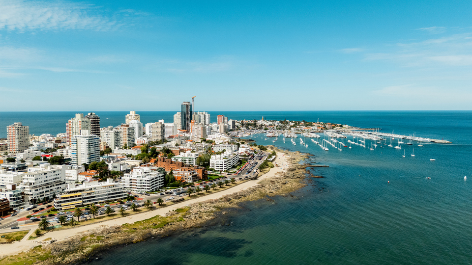 Uruguay nerede?