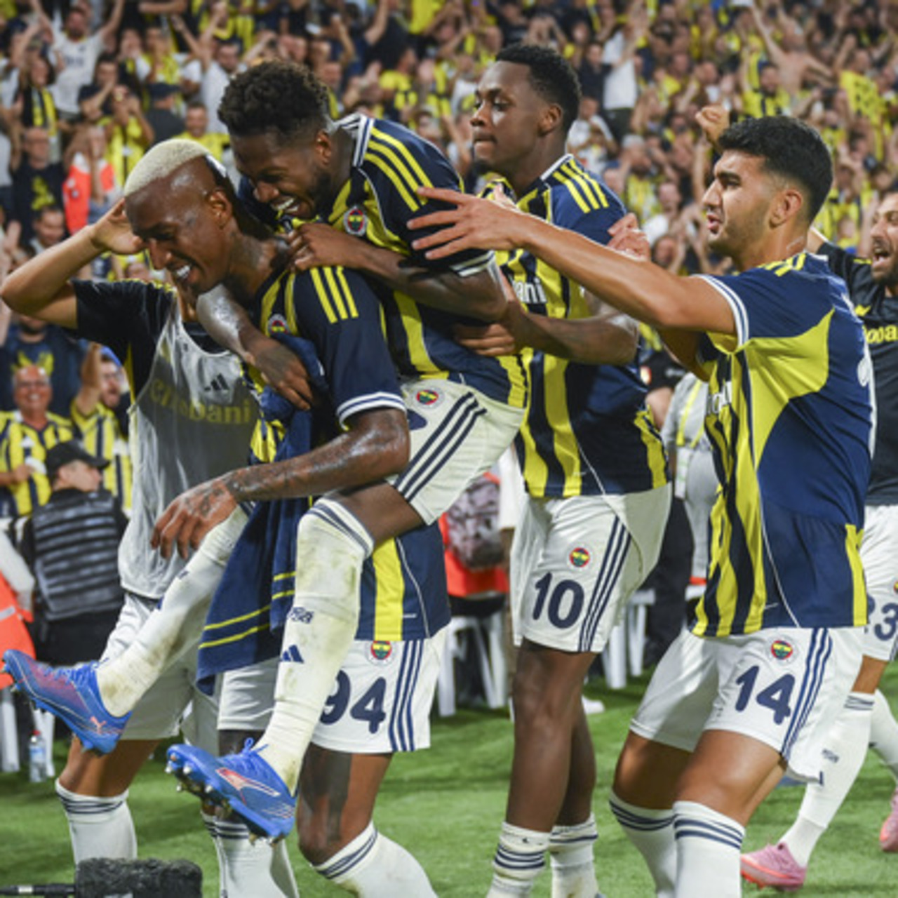 Fenerbahçe - Benfica maçı canlı izle