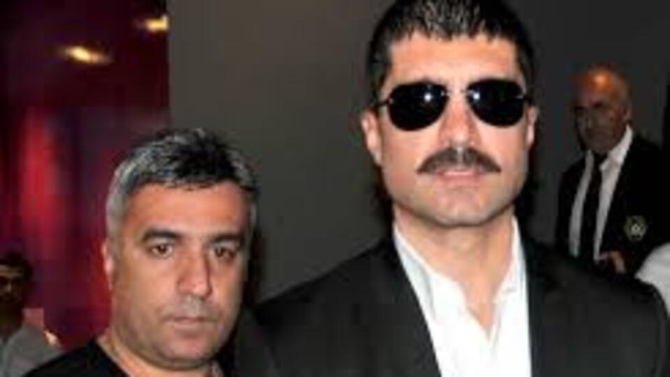 Psikolojilerini uzmanı masaya yatırdı