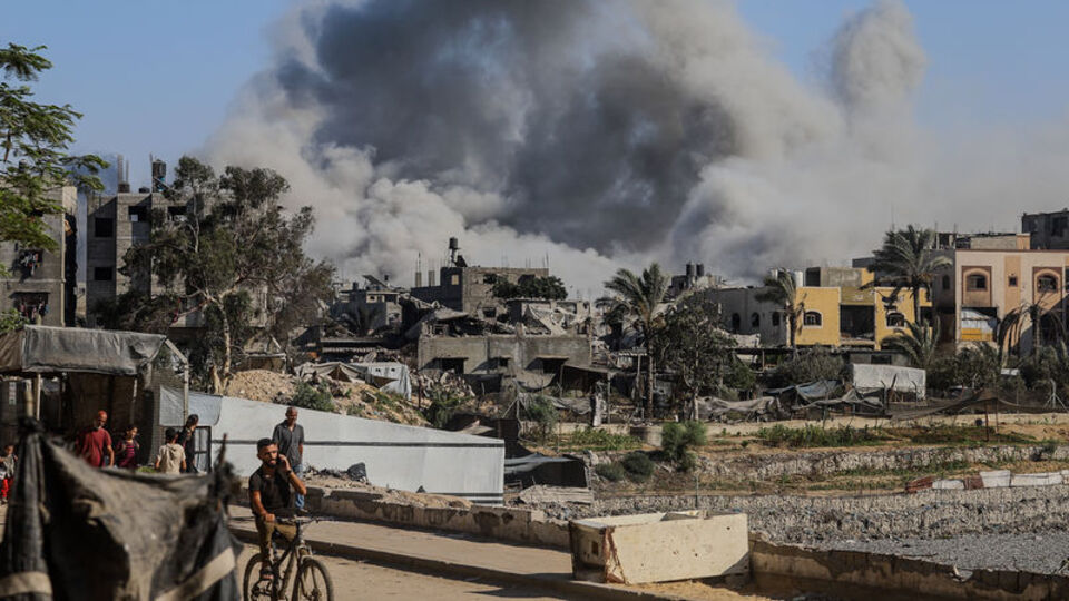 İsrail Gazze kentine yönelik saldırıya başladı