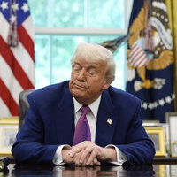 Trump'tan yenilenebilir enerji projelerine veto