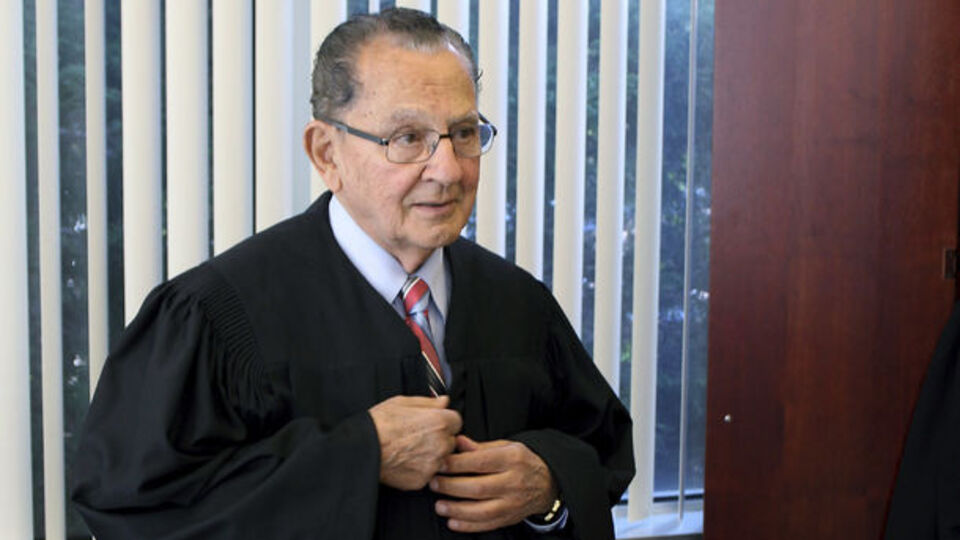 ABD'li ünlü hakim hayatını kaybetti