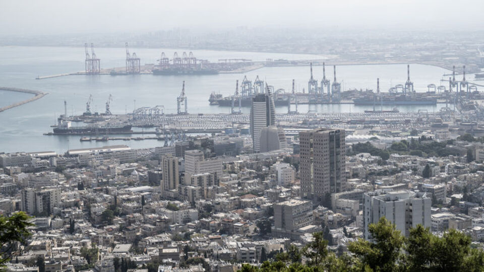 İsrail bağlantılı gemi trafiğine kısıtlama