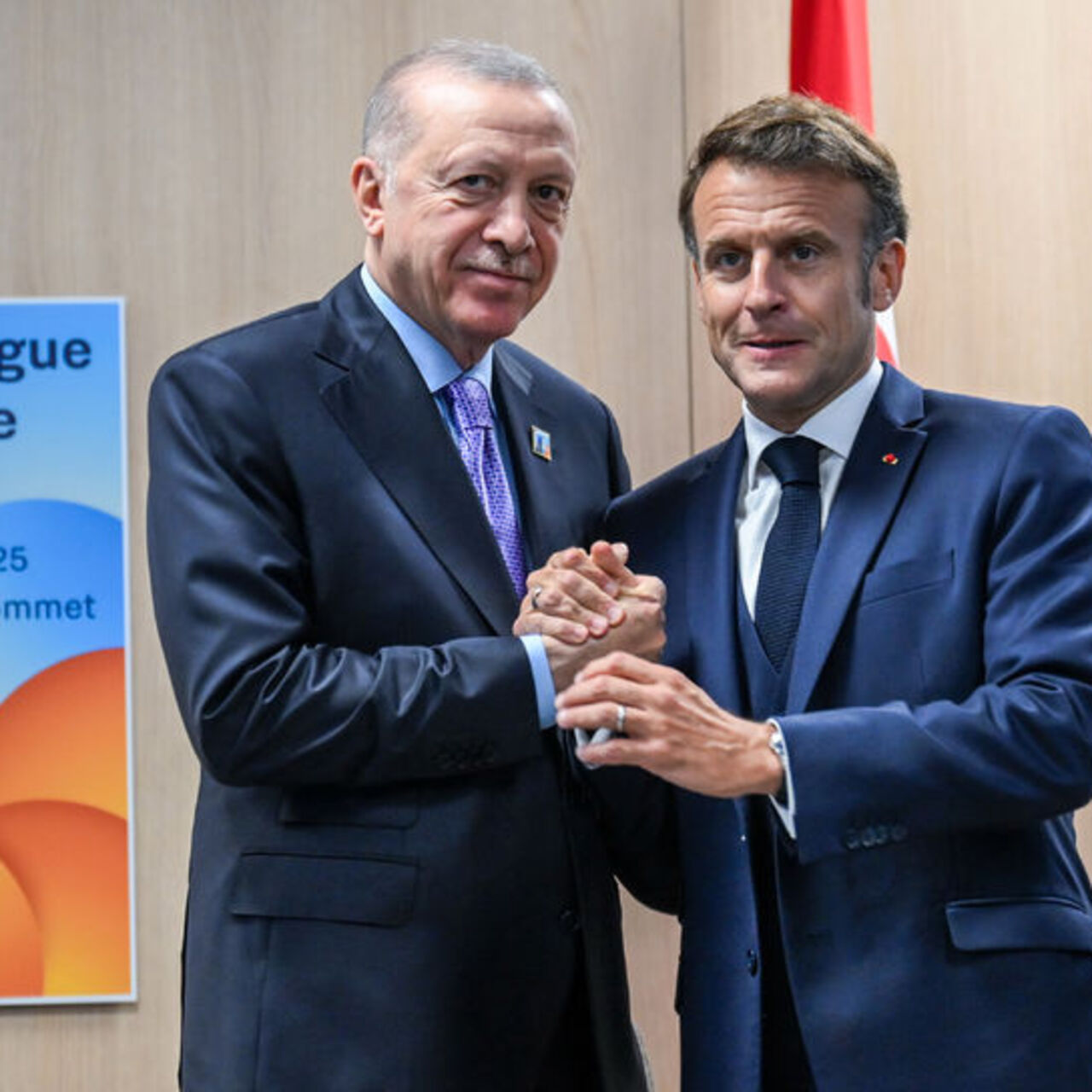 Cumhurbaşkanı Erdoğan, Macron'la görüştü