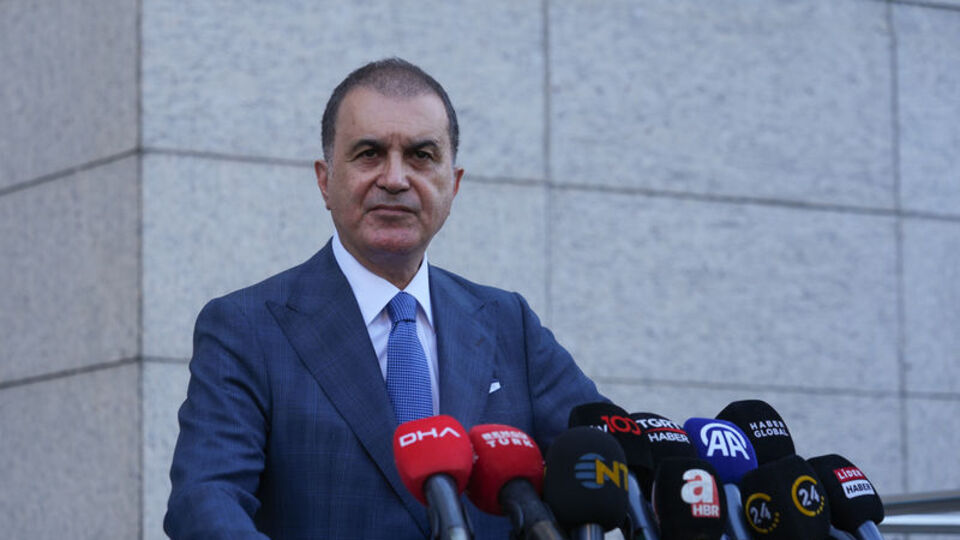 Çelik: Özel, "siyasi navigasyon" problemi yaşıyor