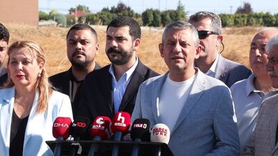 Özgür Özel, İmamoğlu'nu ziyaret etti