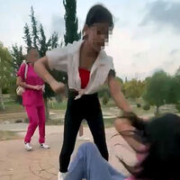 Saçından tutarak sürükledi tutuklandı