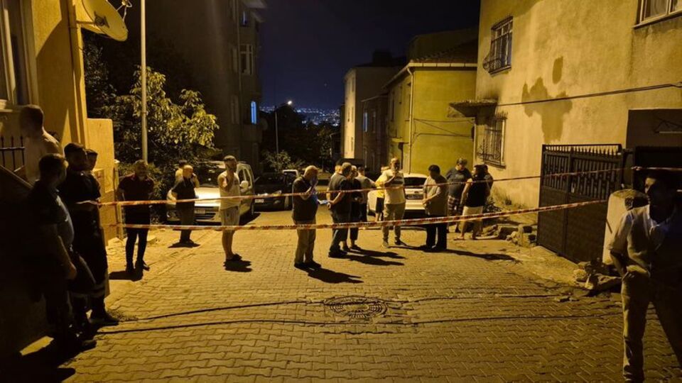 Duvarlardan ses geldi! 2 bina boşaltıldı