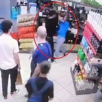 Eski sevgilisini çalıştığı markette darbedip, müşteriyi bıçaklayan şüpheli tutuklandı – Güncel haberler | Son dakika haberleri