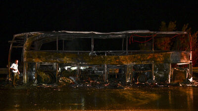 Ankara'da yolcu otobüsü alev alev yandı