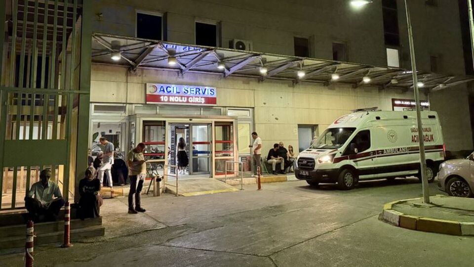 Hastanede eşine kurşun yağdırdı!