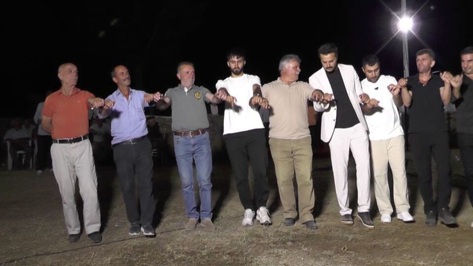 Düğünde halay başı kalp krizi geçirdi