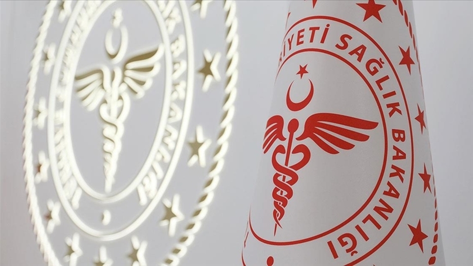 Sağlık Bakanlığı'ndan mesai açıklaması