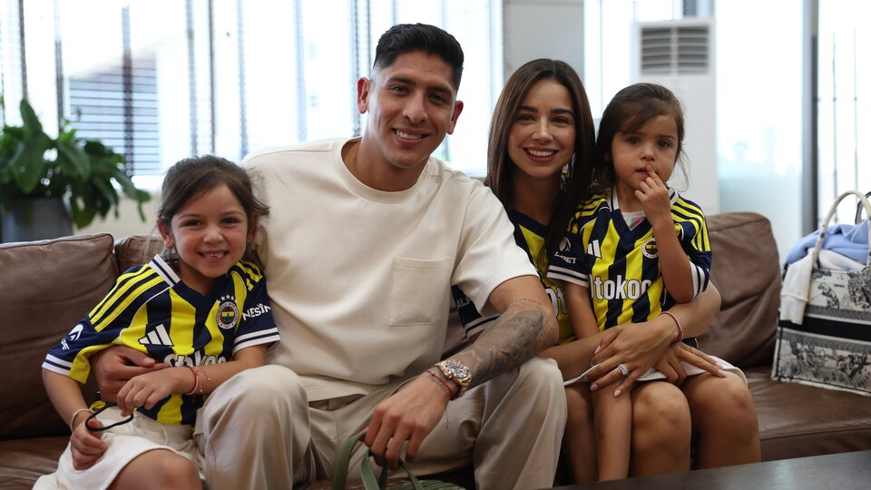 Fenerbahçe, Edson Alvarez transferini açıkladı!