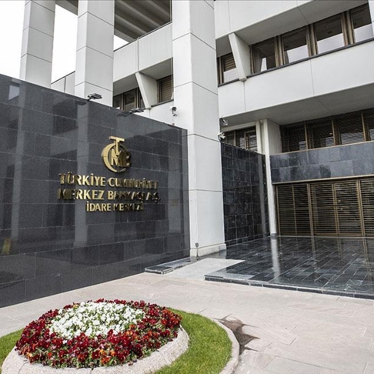 Merkez Bankası duyurdu: Kredi Kartı Müşteri Hesapları için Yenileme ve Açılış İşlemleri Geçici Süreyle Durduruldu - Son Dakika Ekonomi Haberleri