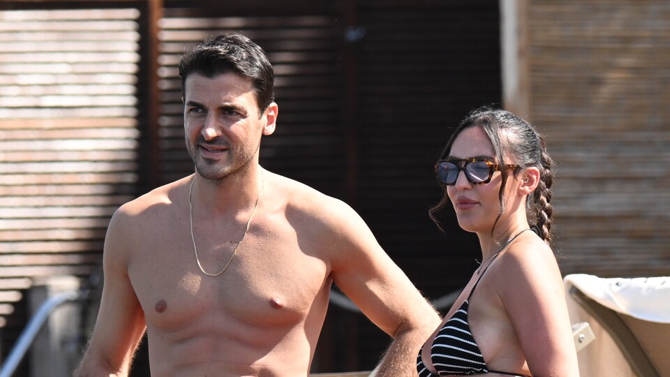 Kız arkadaşıyla tatilde