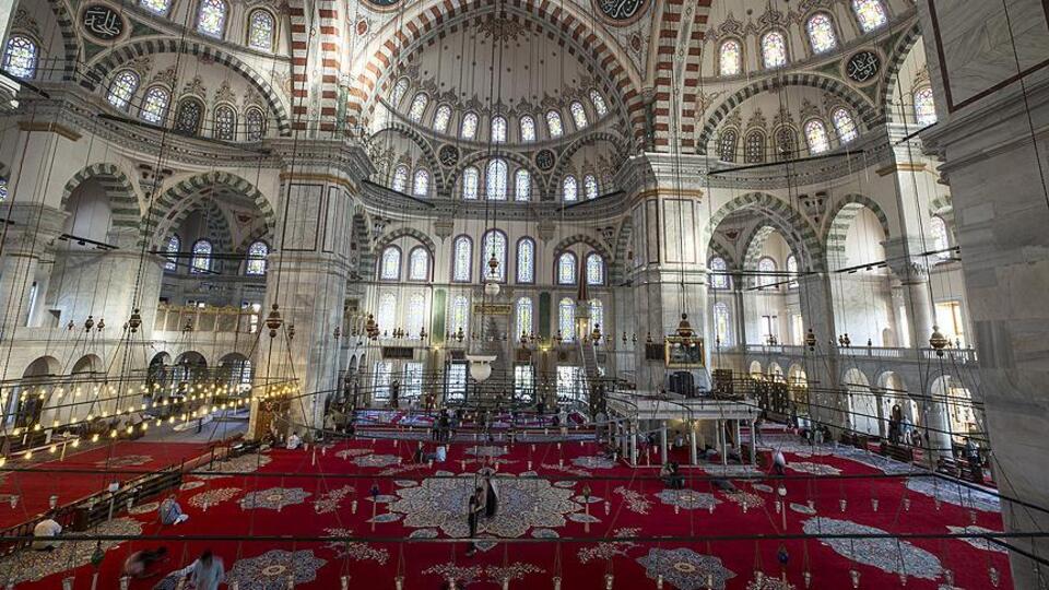 Fatih Camii nerede?