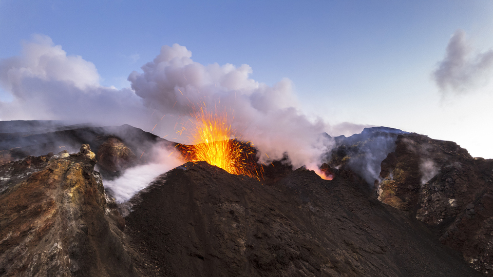Etna Yanardağı nerede?