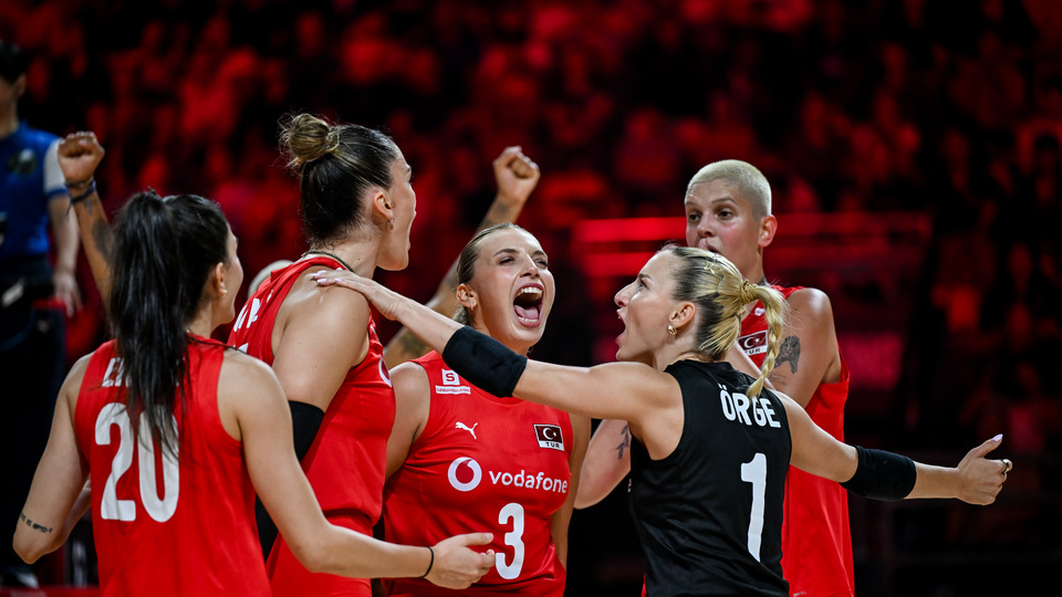 Filenin Sultanları, İspanya'ya set vermedi!