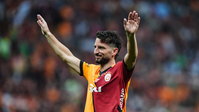Dries Mertens futbolu bıraktı!