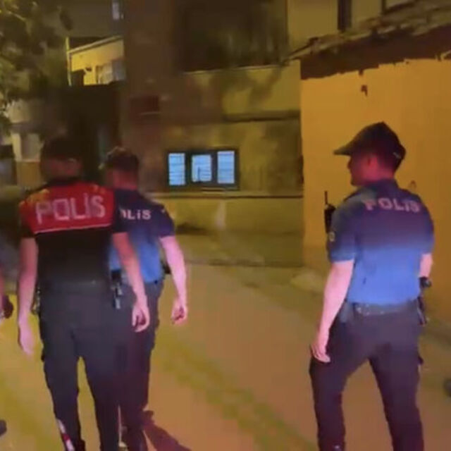 Sarıyer'de polisten sokaklarda 'şok' denetim