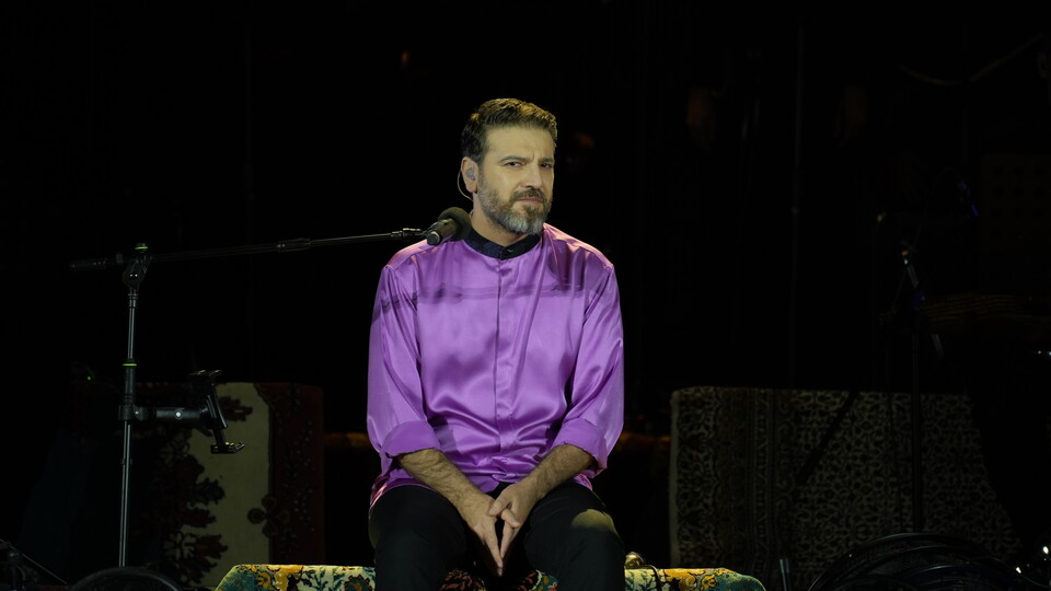 Sahnede Türkiye'ye dua etti