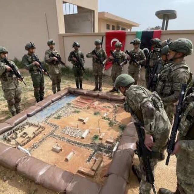 TSK'nın askeri eğitim programı Habertürk’te