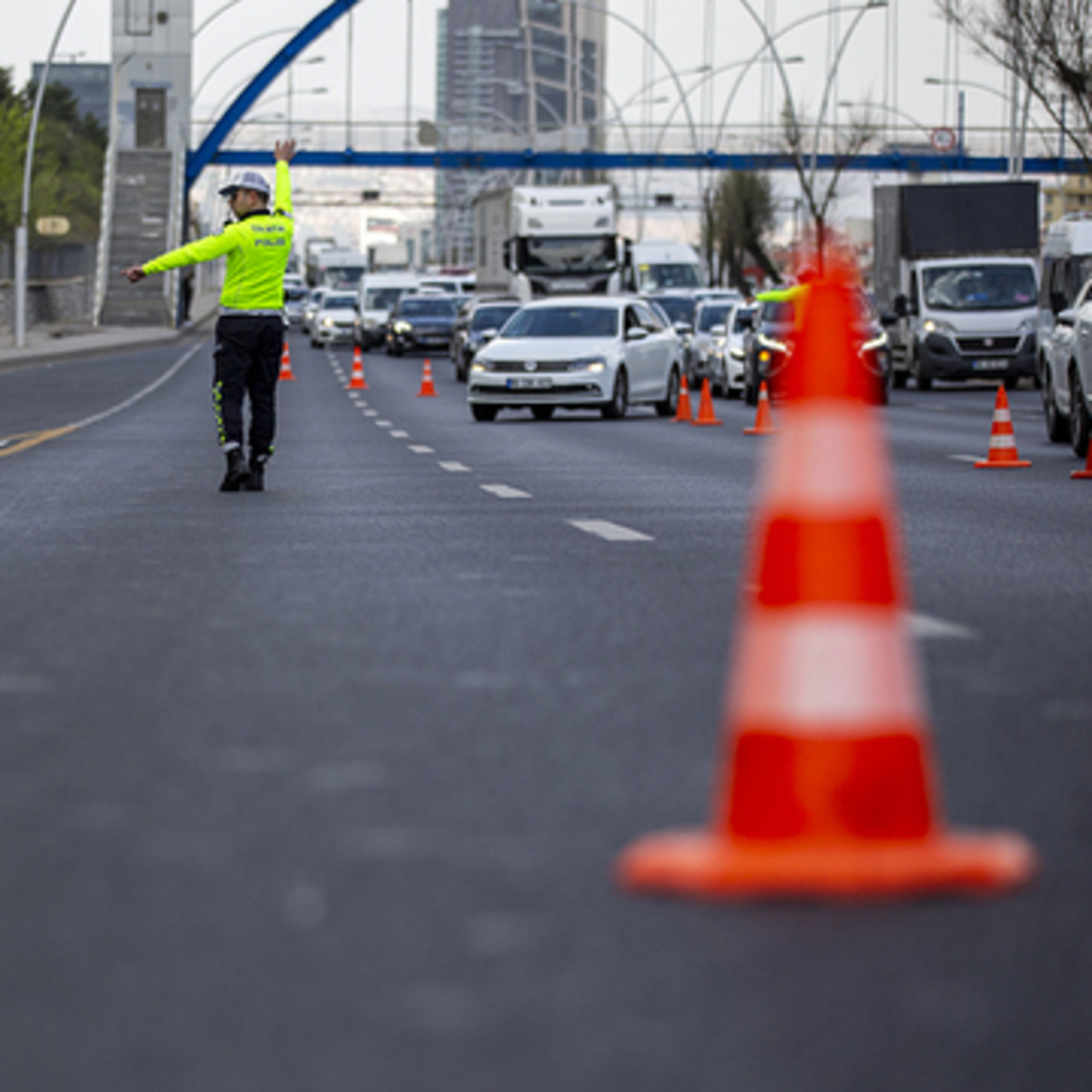 İstanbul'da bugün trafiğe kapalı yollar