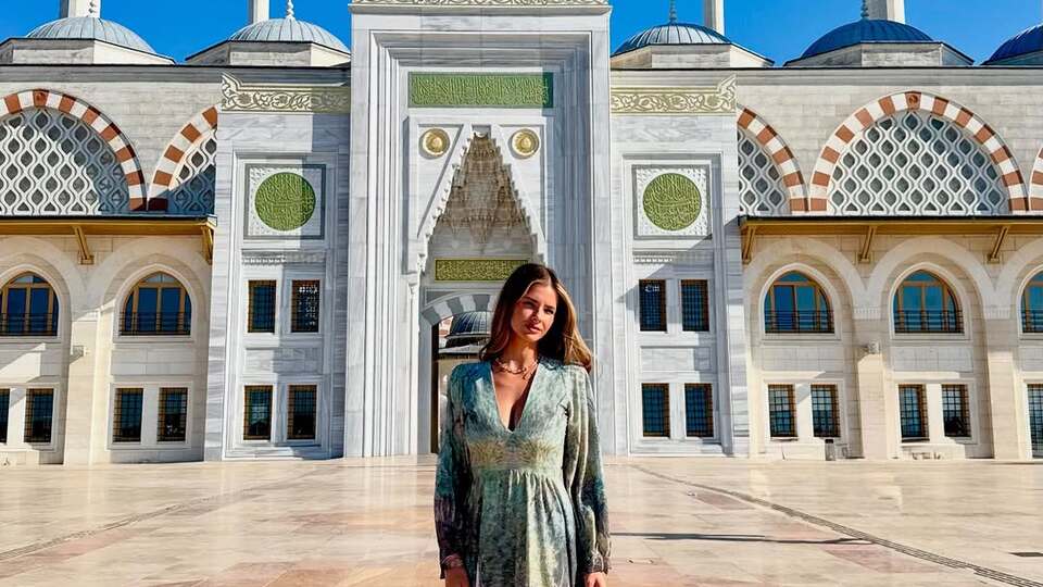 Çamlıca Camii'ni keşfetti