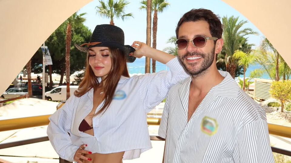 Hande Hakan'ı sildi