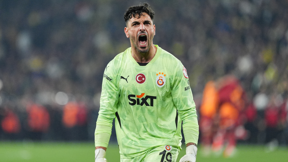 Günay Güvenç, kalede güven veriyor!