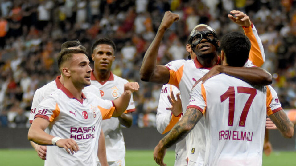 Cimbom, ilkleri yaşadı