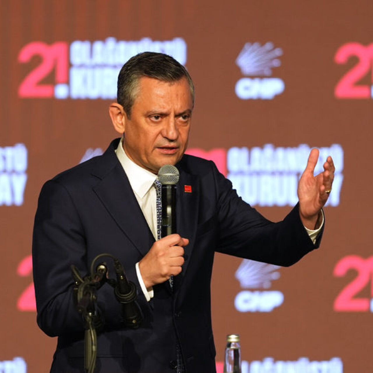 CHP'de kurultay davaları Eylül'de