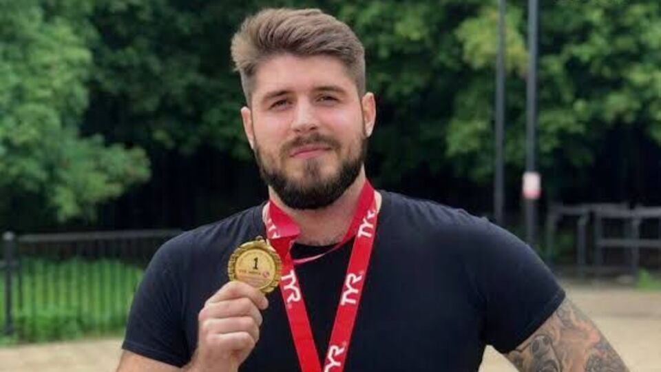 Rus yüzücü İstanbul Boğazı'nda kayboldu