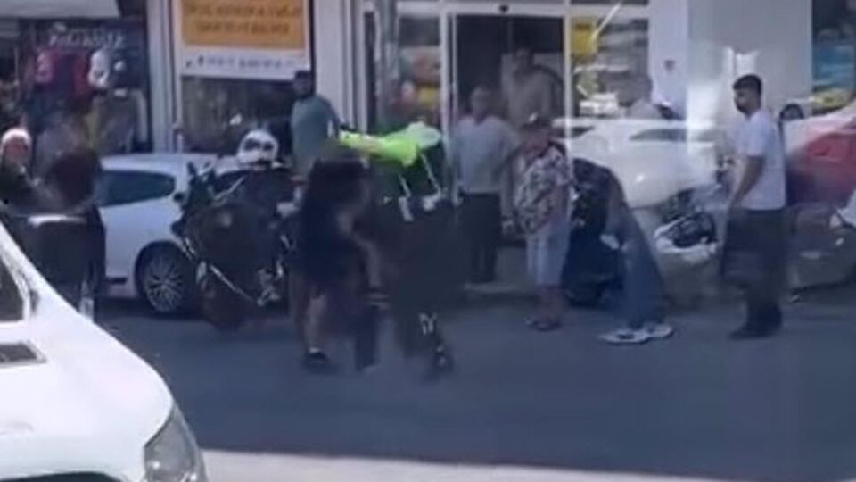 Trafik polisine saldırdılar