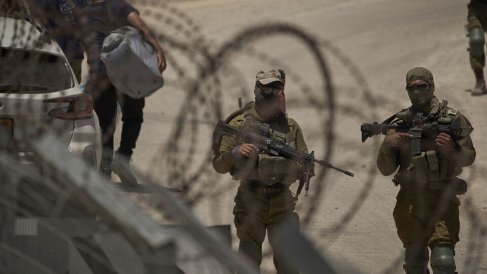 İsrail askerleri Şam'da ateş açtı